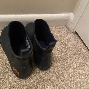 Kelly Hanson rain boots